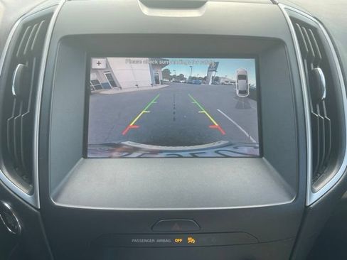 Used 2019 Ford Edge SEL w/ Equipment Group 201A AWD/4WD image 12