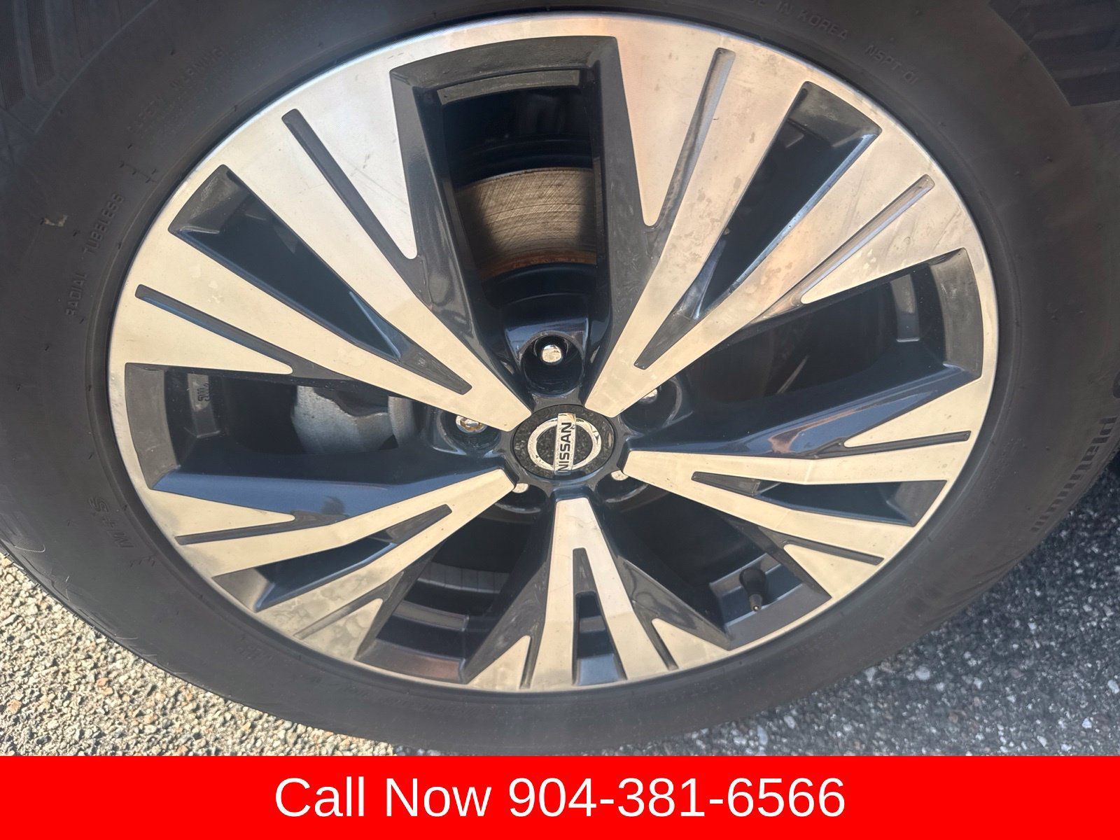 Used 2021 Nissan Rogue SV w/ Premium Package FWD image 11