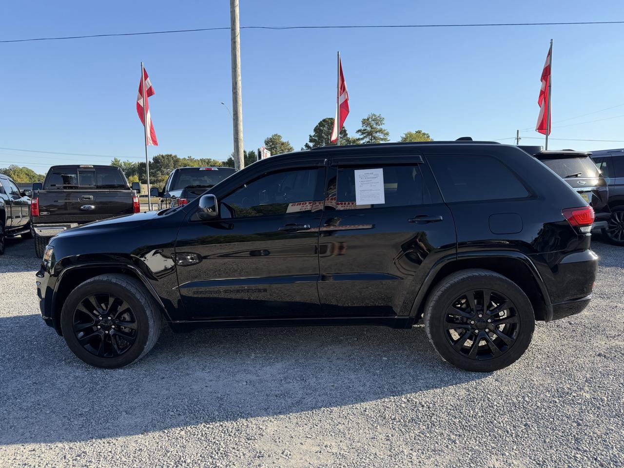Used 2019 Jeep Grand Cherokee Altitude RWD image 19