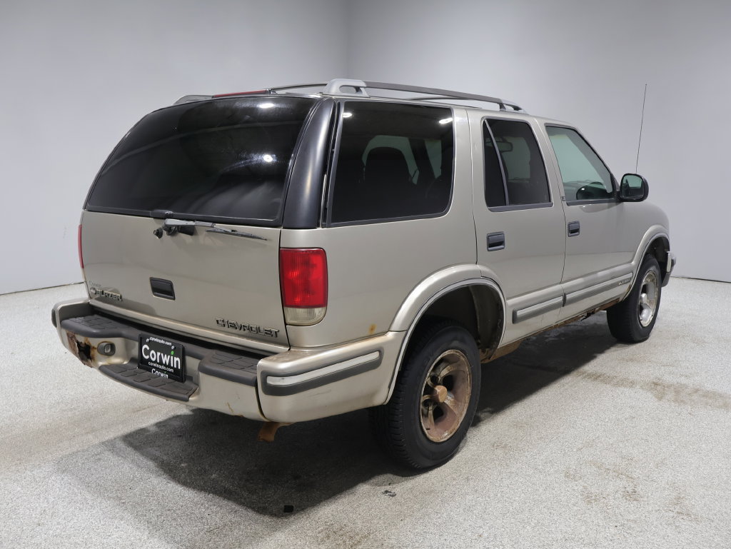 Used 1998 Chevrolet Blazer LS w/ Preferred Equipment Group RWD image 8