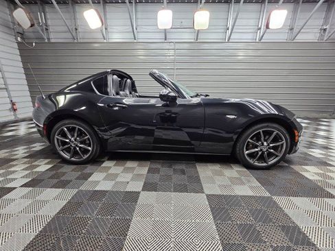 Used 2020 MAZDA MX-5 Miata RF Grand Touring RWD image 9
