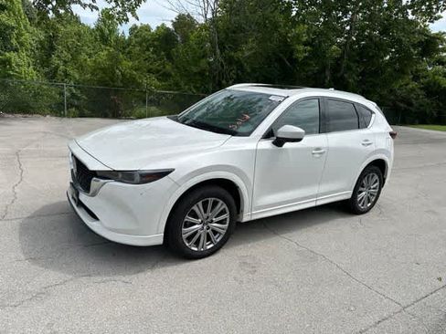 Used 2023 MAZDA CX-5 Signature AWD/4WD image 2