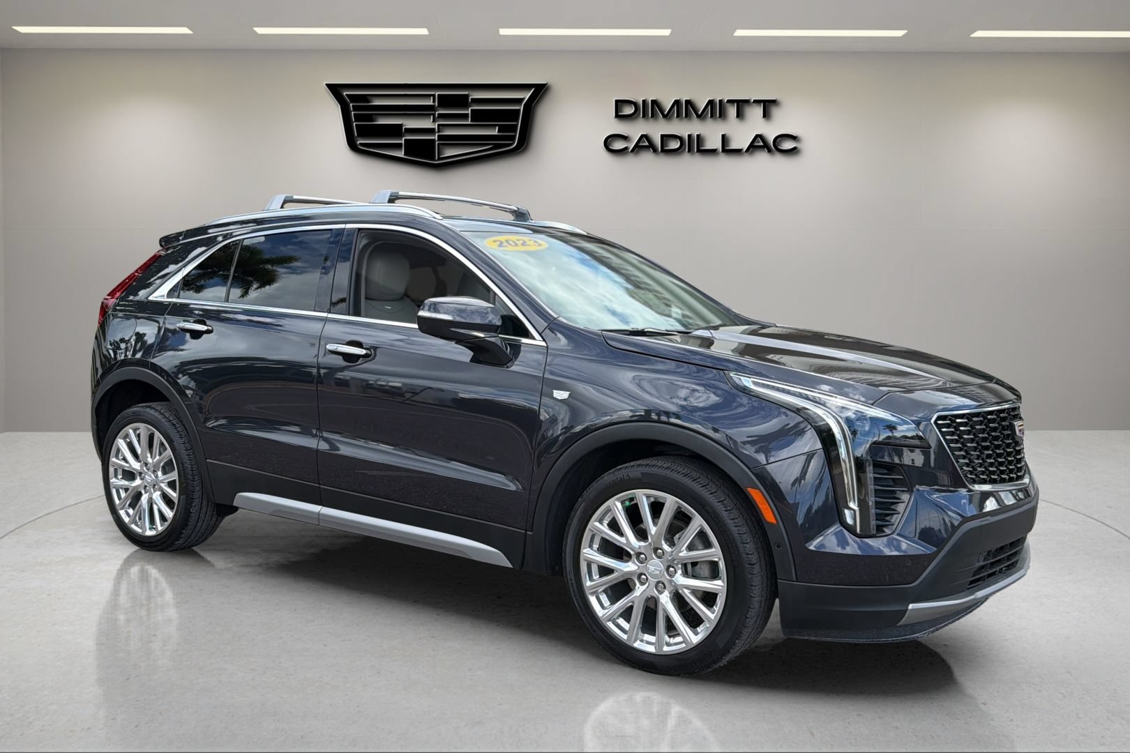 Certified 2023 Cadillac XT4 Premium Luxury w/ Technology Package FWD image 7