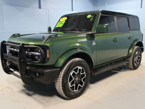 Used 2024 Ford Bronco Outer Banks image 26