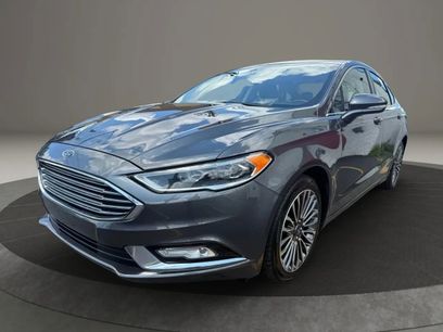 Used 2017 Ford Fusion SE w/ Fusion SE Technology Package