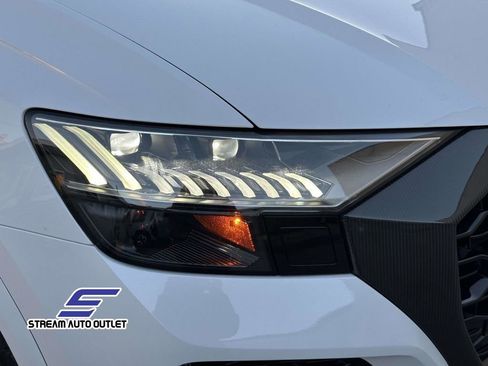 Used 2024 Audi RS Q8 image 9