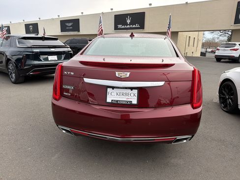 Used 2017 Cadillac XTS Luxury image 6