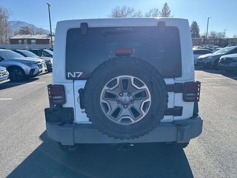 Used 2015 Jeep Wrangler Unlimited Rubicon w/ Connectivity Group image 4