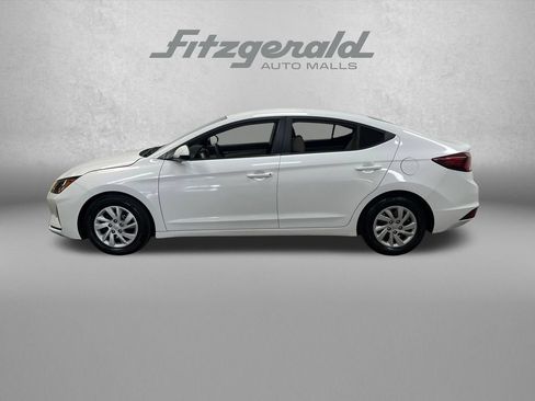 Used 2020 Hyundai Elantra SE w/ Convenience Package (C2) FWD image 2
