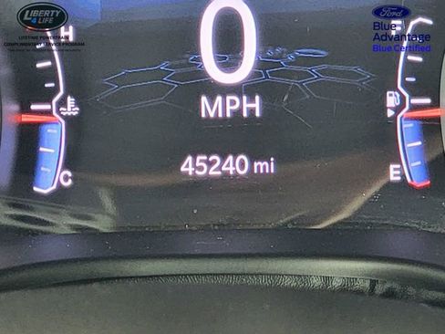 Used 2023 Jeep Compass Latitude image 29