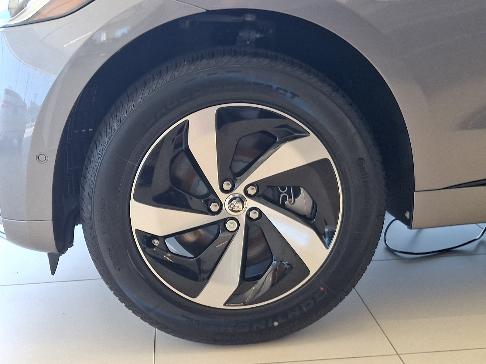 New 2026 Jaguar F-PACE R-Dynamic S AWD/4WD image 7