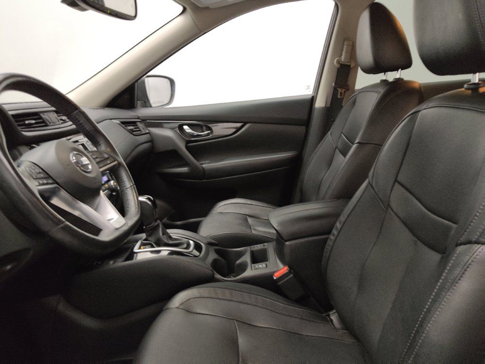 Used 2019 Nissan Rogue SL w/ Premium Package FWD image 17