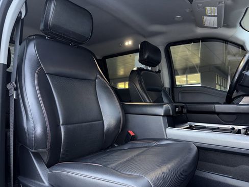 Used 2023 Ford F350 Lariat w/ Lariat Ultimate Package image 33