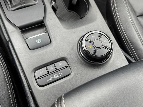 Used 2024 Ford Ranger Lariat w/ FX4 Off-Road Package image 37