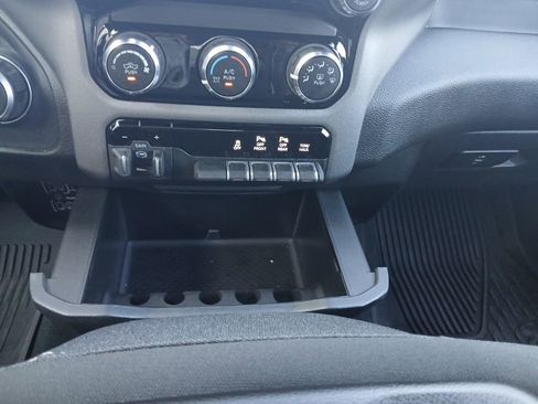 Used 2025 RAM 1500 Lone Star image 27