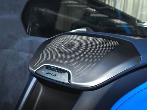 Used 2023 Chevrolet Corvette Stingray Premium Cpe w/ Body-Color Dual Roof Package RWD image 44