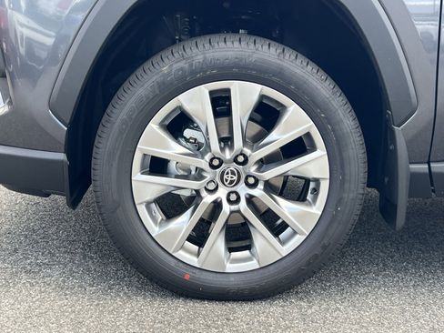 New 2025 Toyota RAV4 XLE Premium image 5