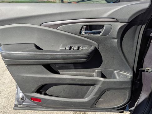 Used 2016 Honda Pilot EX-L image 10