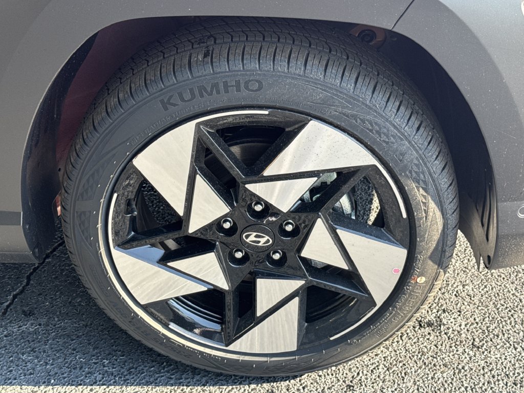 New 2026 Hyundai Kona Limited FWD image 12
