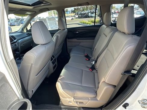 Used 2017 Honda Pilot EX-L image 17