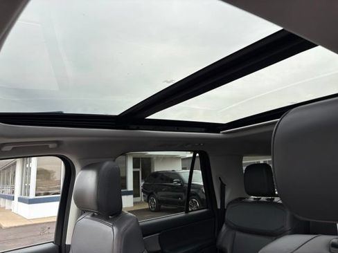 Certified 2025 Ford Expedition Max Active AWD/4WD image 5
