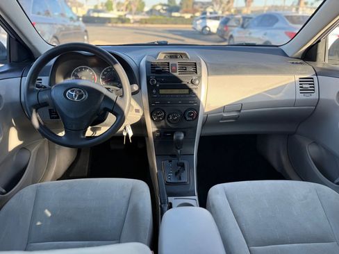 Used 2013 Toyota Corolla LE Special Edition image 13