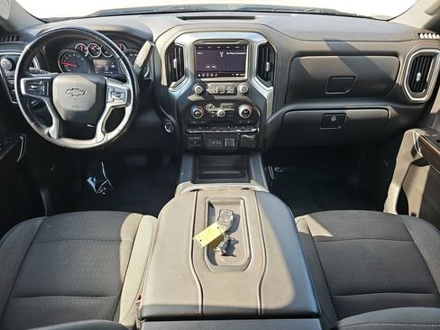 Used 2019 Chevrolet Silverado 1500 LT Trail Boss AWD/4WD image 13