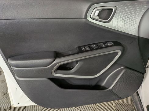 Used 2023 Kia Soul LX w/ Option Group 015 image 15