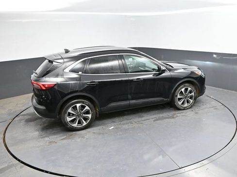 Used 2024 Ford Escape Platinum AWD/4WD image 36