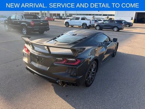 Used 2023 Chevrolet Corvette Stingray Premium Cpe w/ Z51 Performance Package RWD image 8