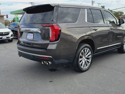 Certified 2021 GMC Yukon Denali w/ Denali Premium Package image 8