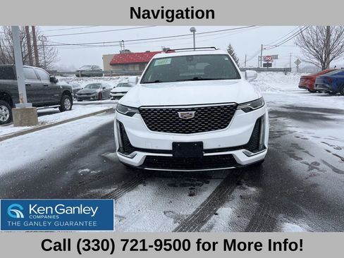 Used 2022 Cadillac XT6 Premium Luxury image 3