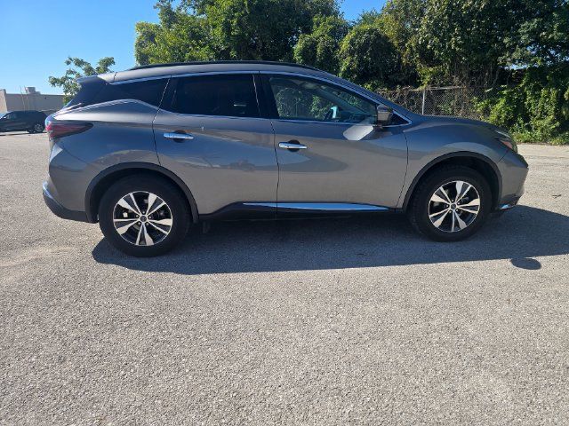 Used 2023 Nissan Murano SV FWD image 3