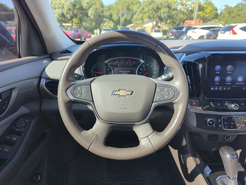 Used 2020 Chevrolet Traverse LT w/ LT Premium Package FWD image 16