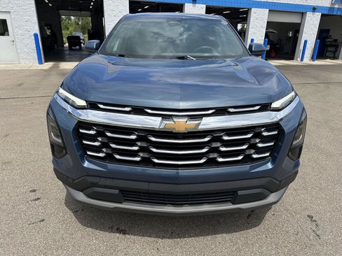 Used 2025 Chevrolet Equinox LT AWD/4WD image 11