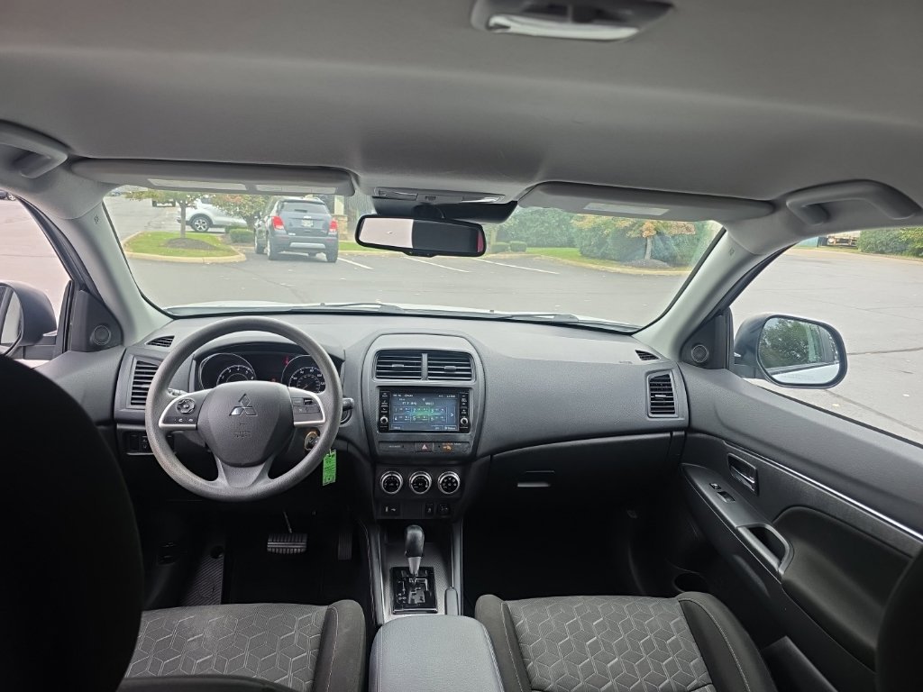 Used 2022 Mitsubishi Outlander Sport ES AWD/4WD image 25