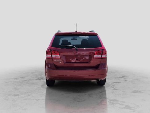 Used 2019 Dodge Journey SE FWD image 7