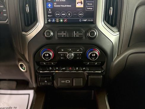 Used 2020 Chevrolet Silverado 1500 RST AWD/4WD image 13