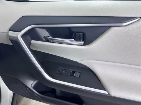 Used 2023 Toyota RAV4 XLE image 10