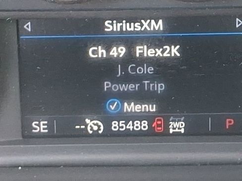 Used 2021 Chevrolet Suburban LT image 26