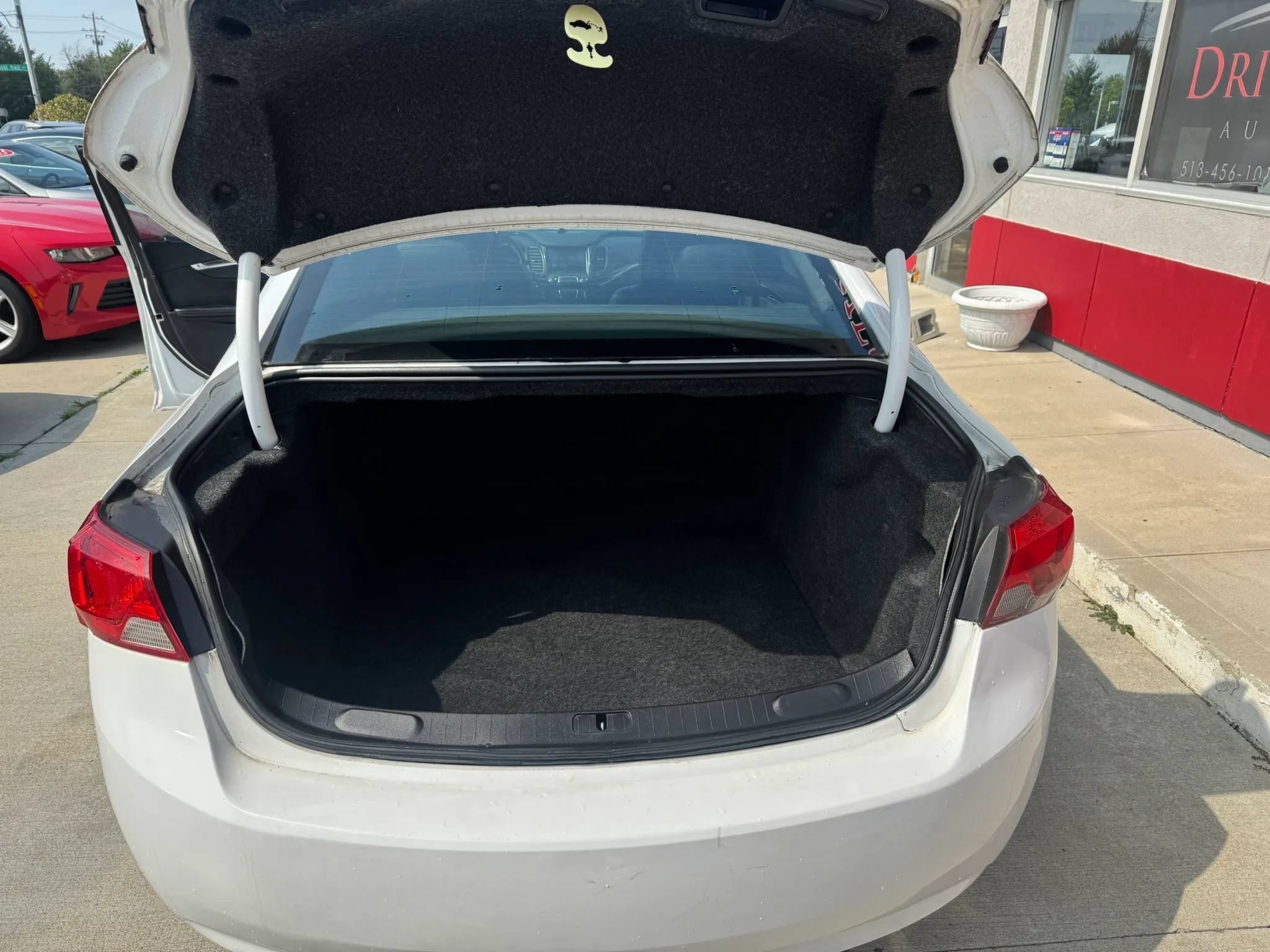 Used 2014 Chevrolet Impala LT FWD image 13