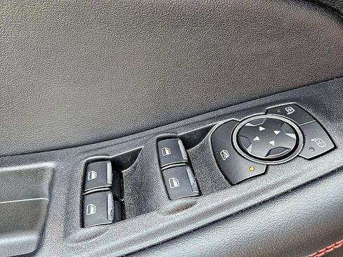 Used 2022 Ford Edge ST-Line image 31