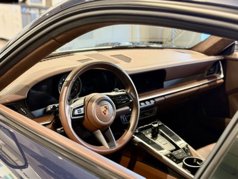 Used 2020 Porsche 911 Carrera 4S image 34