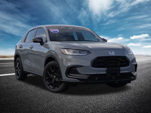 Certified 2025 Honda HR-V Sport image 2