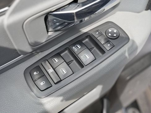Used 2019 RAM 1500 Warlock w/ Electronics Group AWD/4WD image 20
