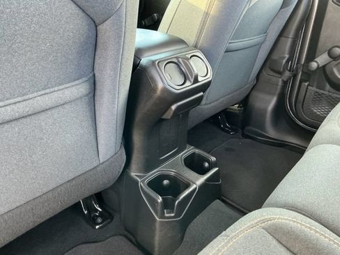 Used 2024 Jeep Gladiator Sport AWD/4WD image 26