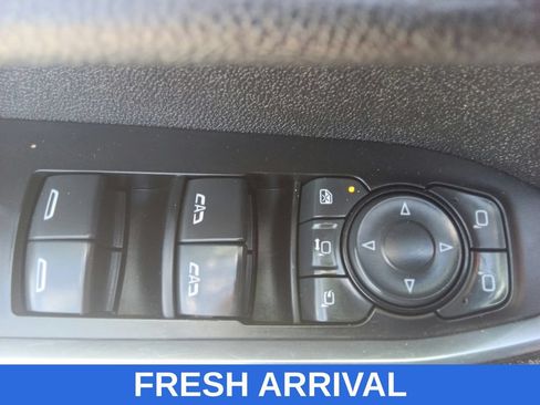 Used 2024 Chevrolet Silverado 2500 High Country w/ Technology Package AWD/4WD image 18
