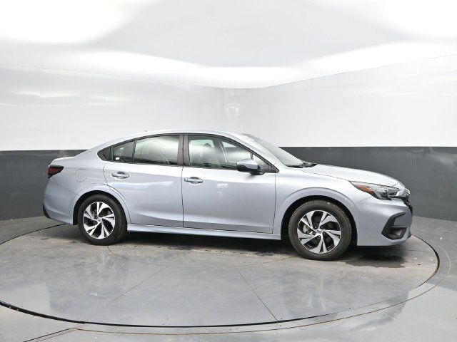 Used 2025 Subaru Legacy Premium AWD/4WD image 3