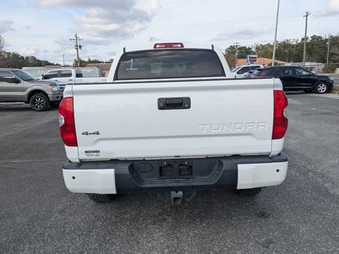 Used 2019 Toyota Tundra Limited w/ Limited Premium Package image 5