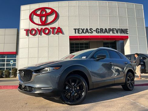 Used 2025 MAZDA CX-30 AWD 2.5 S w/ Preferred Package image 2